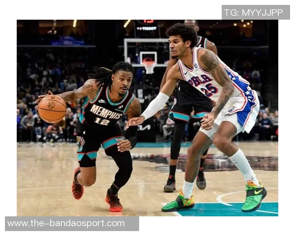 埃奇库姆状态低迷表现不佳仅得9分3板2助2断1帽难助球队取胜 埃奇库姆状态低迷表现不佳仅得9分3板2助2断1帽难助球队取胜